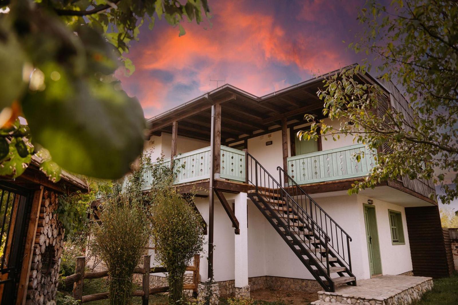 Etno Village Cardaci Vitez Εξωτερικό φωτογραφία